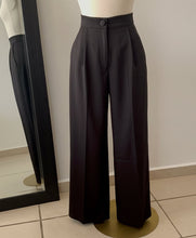 Load image into Gallery viewer, Elegant Black Belted Suit Set