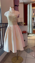 Load image into Gallery viewer, Pre-Loved Golden & Beige Midi Dress