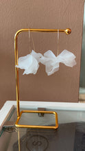 Load image into Gallery viewer, Summer Flower Earrings
