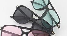 Load image into Gallery viewer, Aviator Sunglasses
