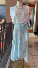 Load image into Gallery viewer, Paisley Print Skirt - Blue
