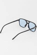 Load image into Gallery viewer, Aviator Sunglasses
